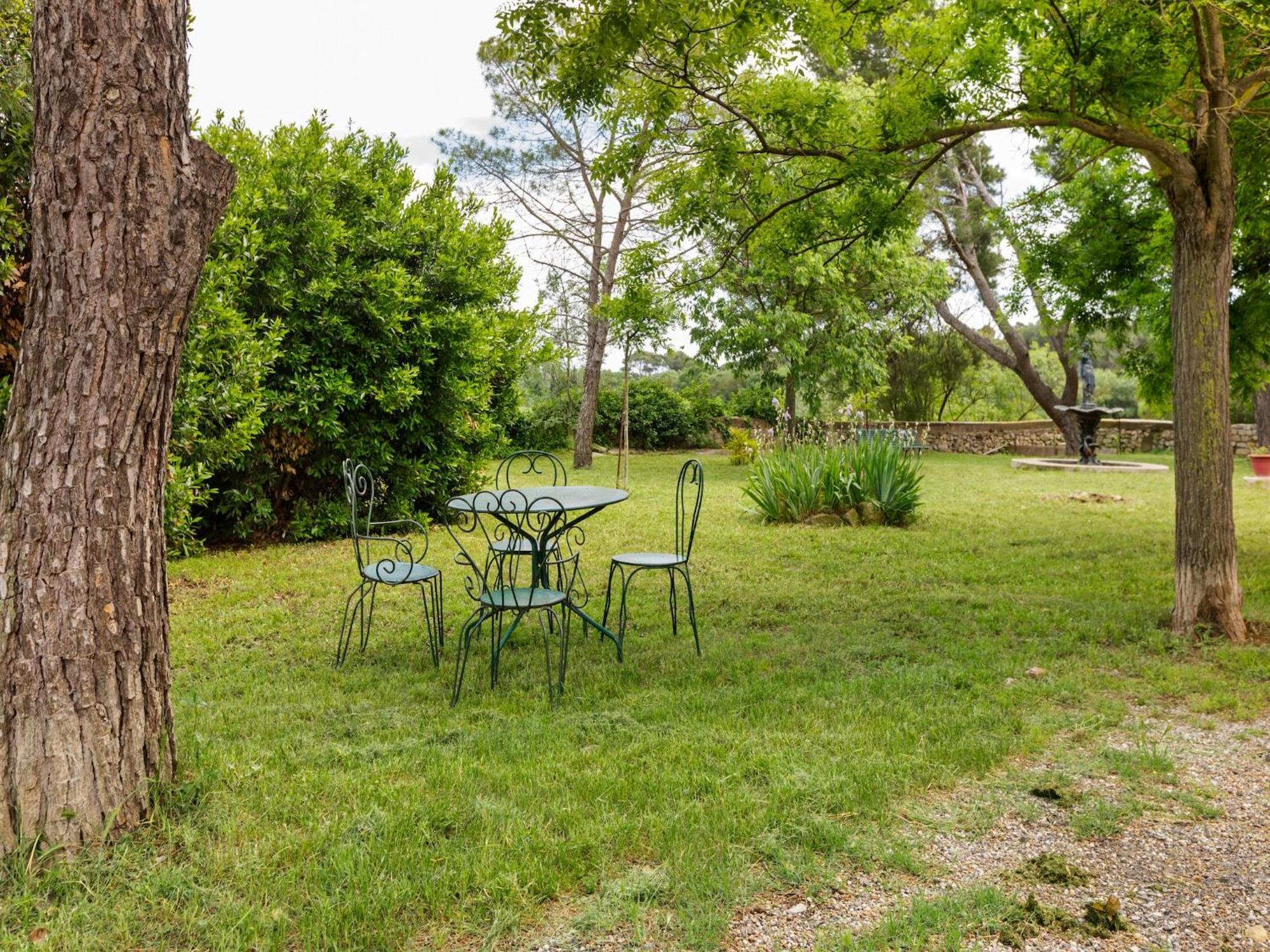 Apartment With Pool Amid Vineyards And Near The Beach 梅兹 外观 照片