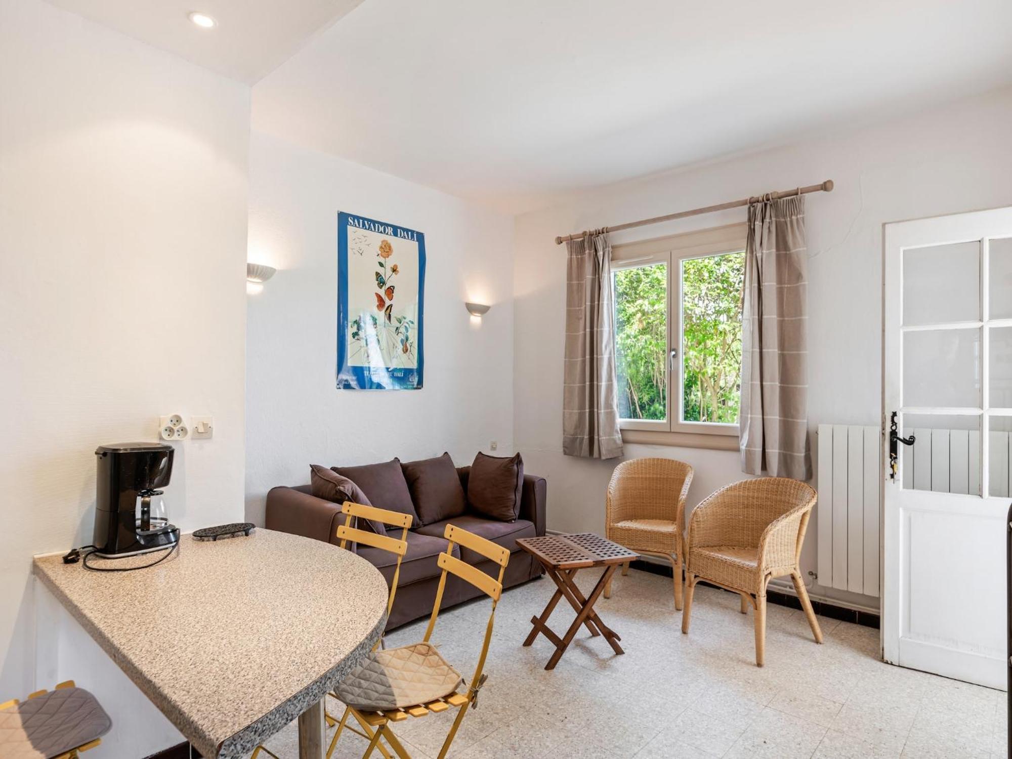 Apartment With Pool Amid Vineyards And Near The Beach 梅兹 外观 照片